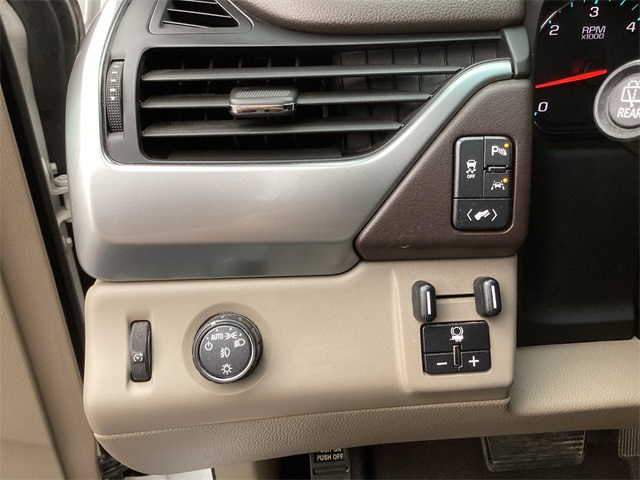 Used Car 2019 Chevrolet Suburban  Premier For Sale Under $35,000 In San Antonio, Texas