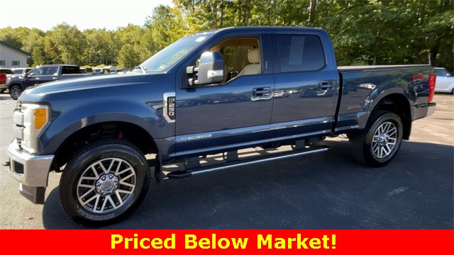 2017 Ford F-250 Super Duty Lariat Crew Cab 4WD