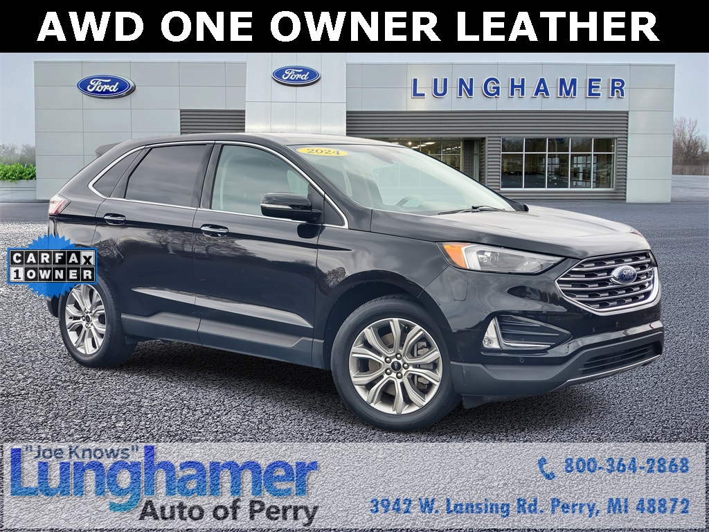 2024 Ford Edge Titanium's photo
