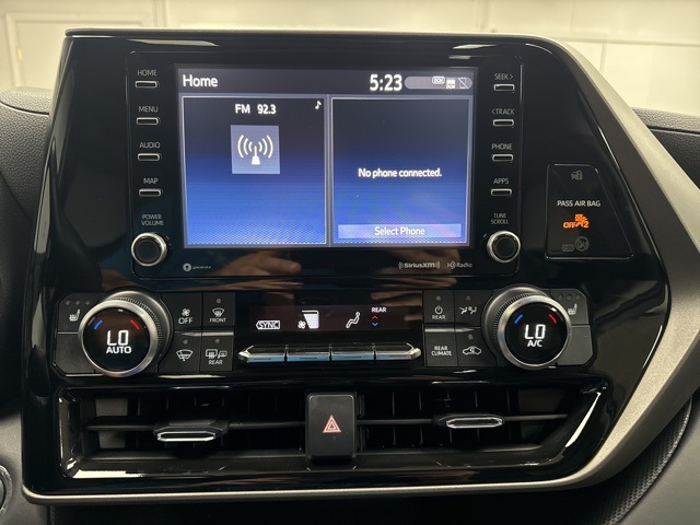 2022 Toyota Highlander XLE for sale at Don Sitts Auto Group