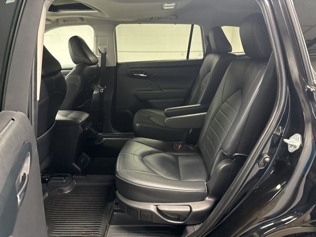 2022 Toyota Highlander XLE for sale at Don Sitts Auto Group