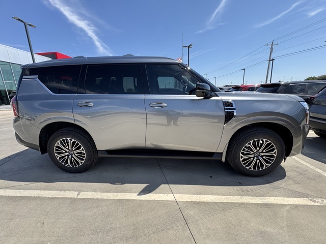 2026 Nissan Armada SL photo 5