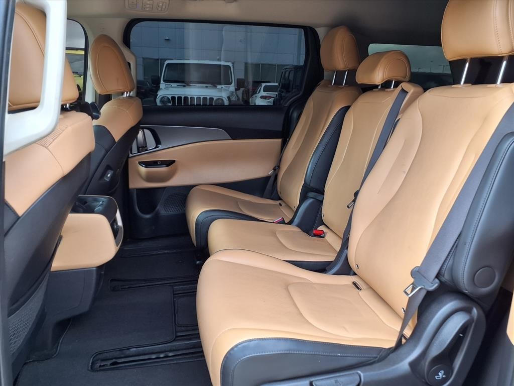2023 Kia Carnival LX Black at Toyota of Victoria
