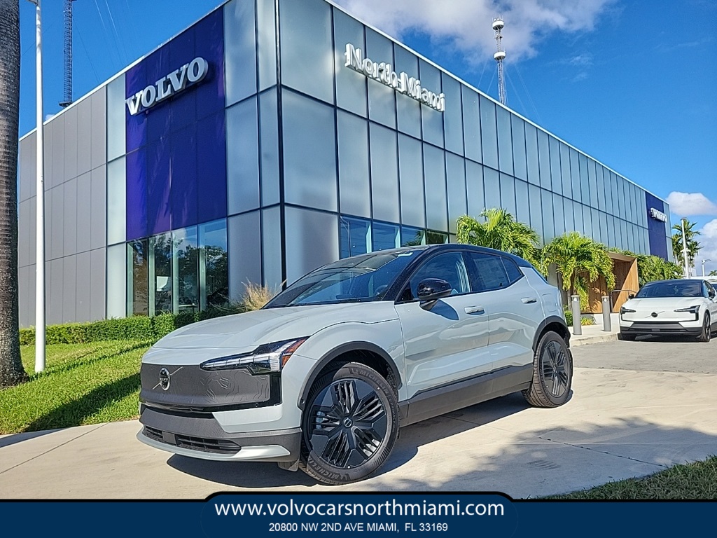 2026 Volvo EX30 Twin Motor Cross Country Ultra