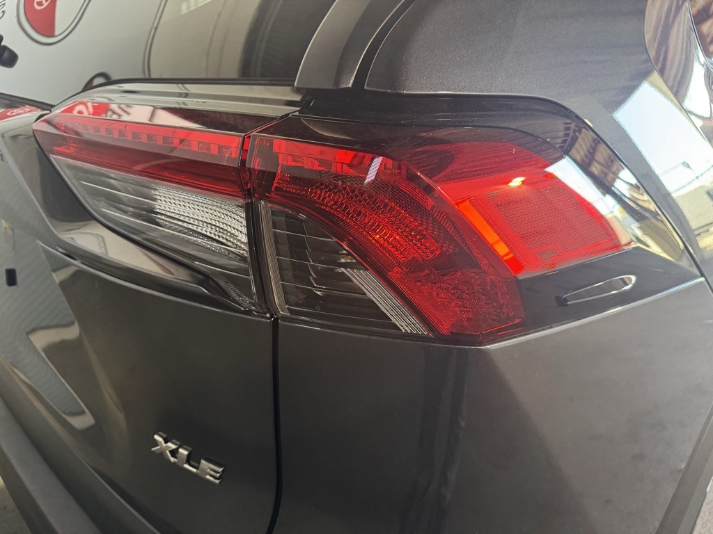 Thumbnail: 2025 Toyota RAV4 - 18