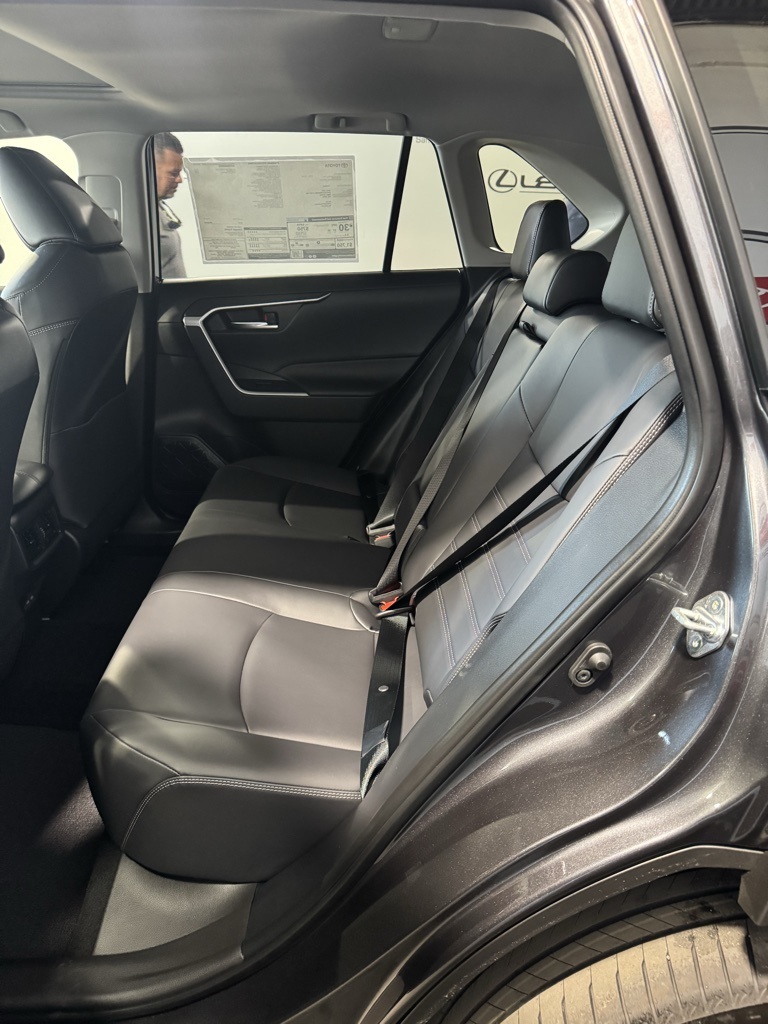 Thumbnail: 2025 Toyota RAV4 - 30