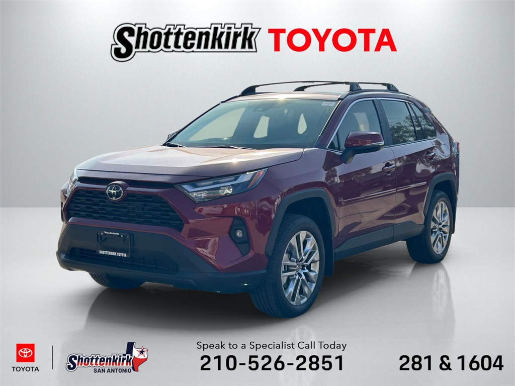 2025 Toyota RAV4 XLE Premium FWD