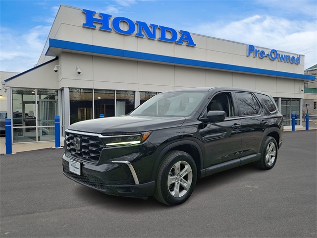 2023 Honda Pilot LX AWD