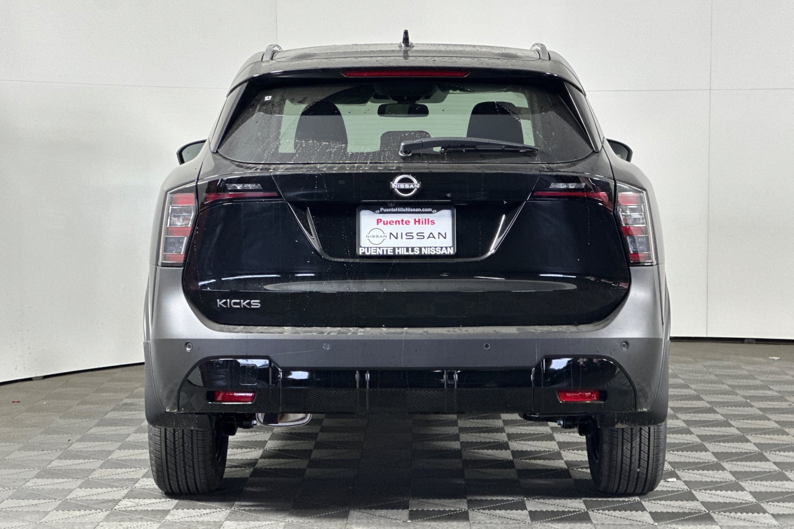 2026 Nissan Kicks SV photo 3