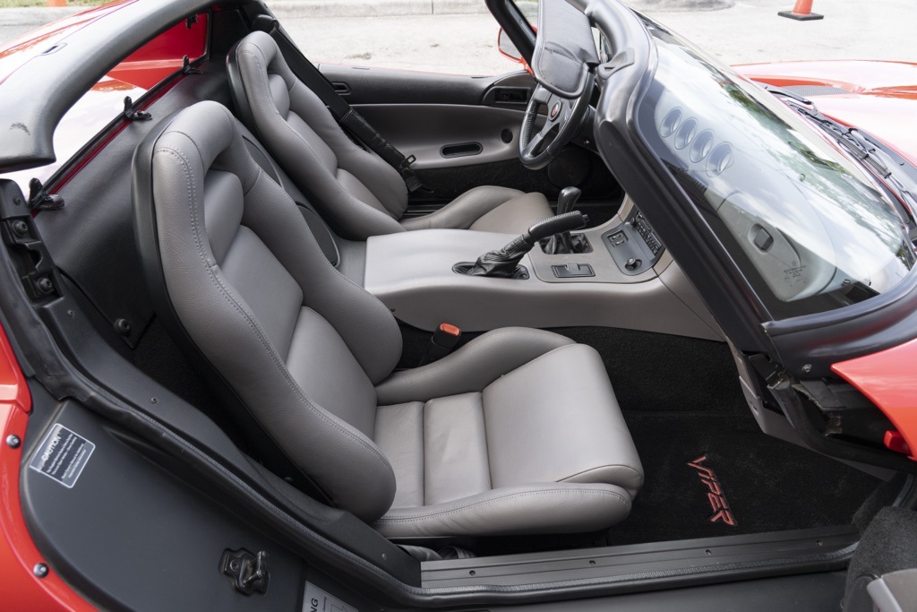 1993 Dodge Viper RT/10 - Photo 35
