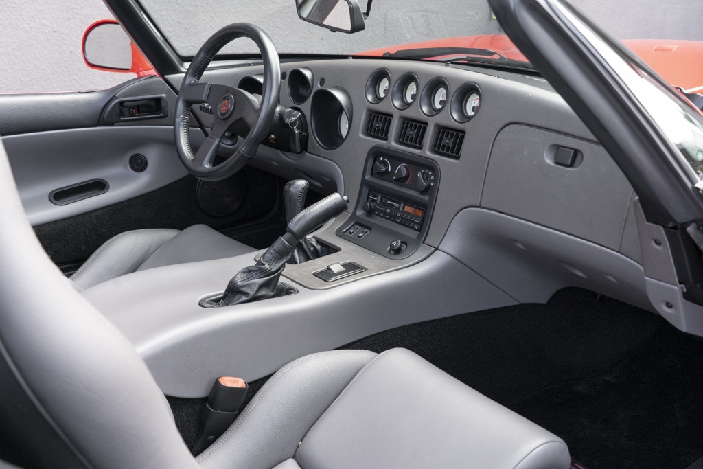 1993 Dodge Viper RT/10 - Photo 50