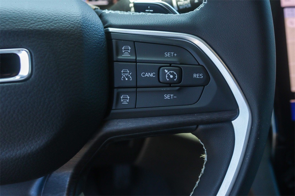 New Car 2025 Jeep Grand Cherokee L  Limited For Sale Under $50,000 In San Marcos, Texas