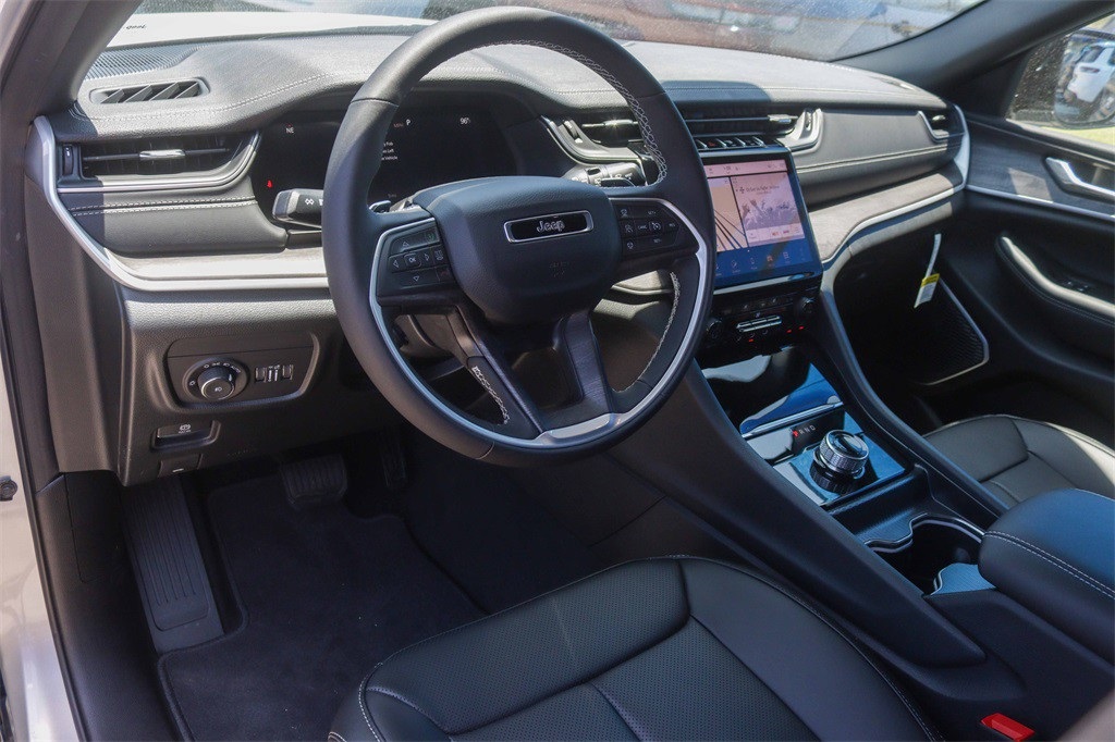 New Car 2025 Jeep Grand Cherokee L  Limited For Sale Under $50,000 In San Marcos, Texas