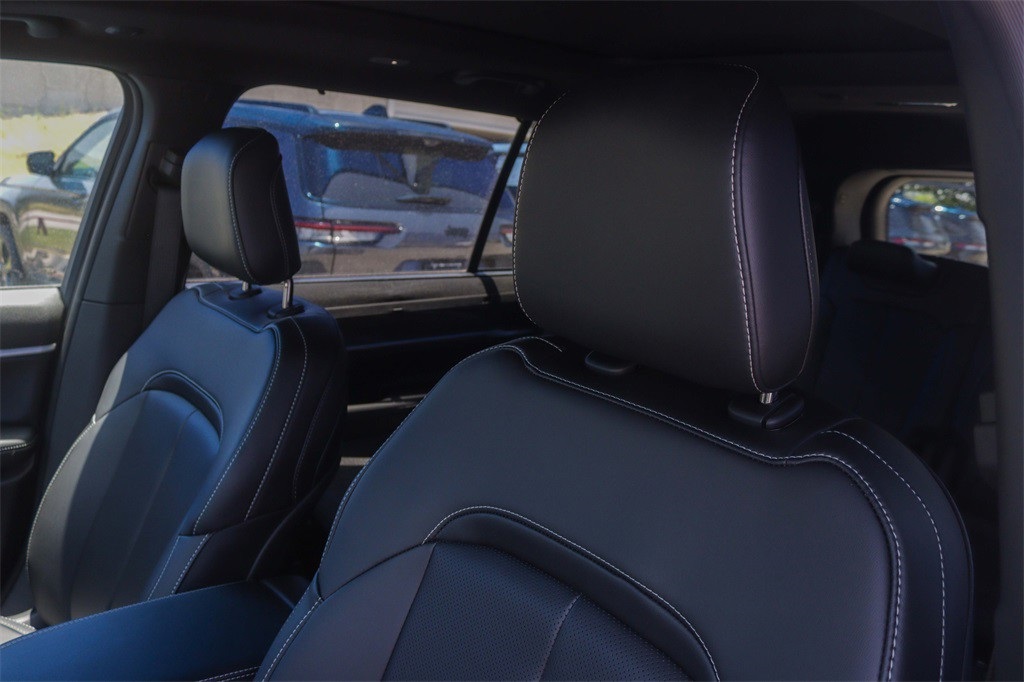 New Car 2025 Jeep Grand Cherokee L  Limited For Sale Under $50,000 In San Marcos, Texas