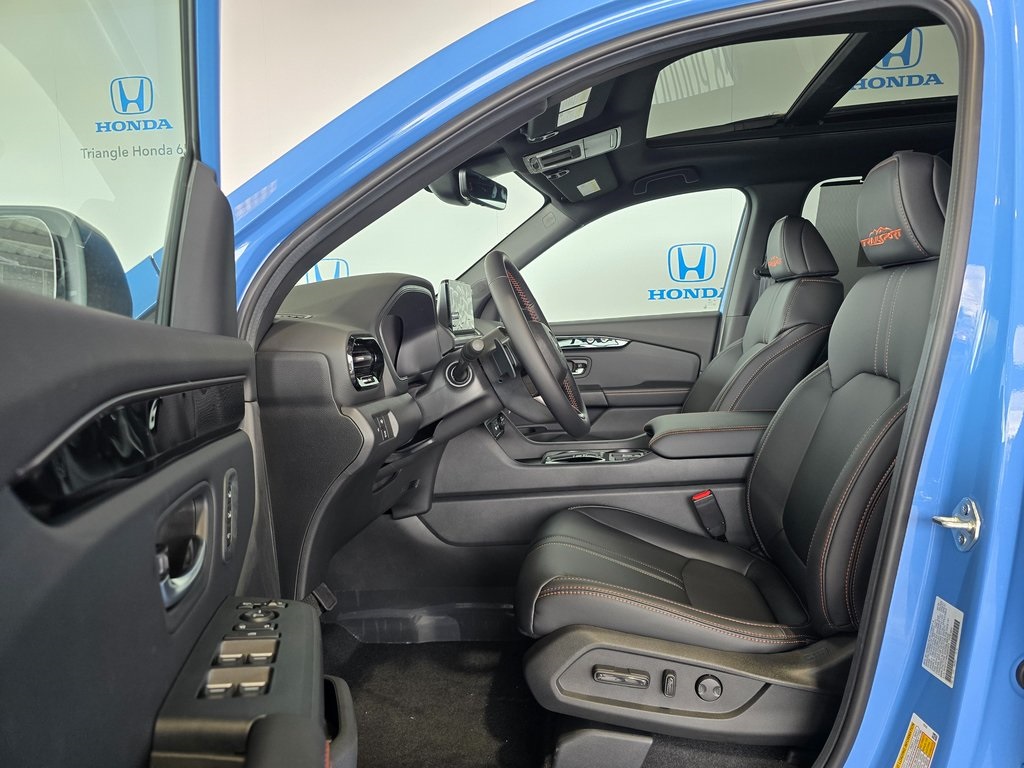 Thumbnail: 2025 Honda Pilot - 12