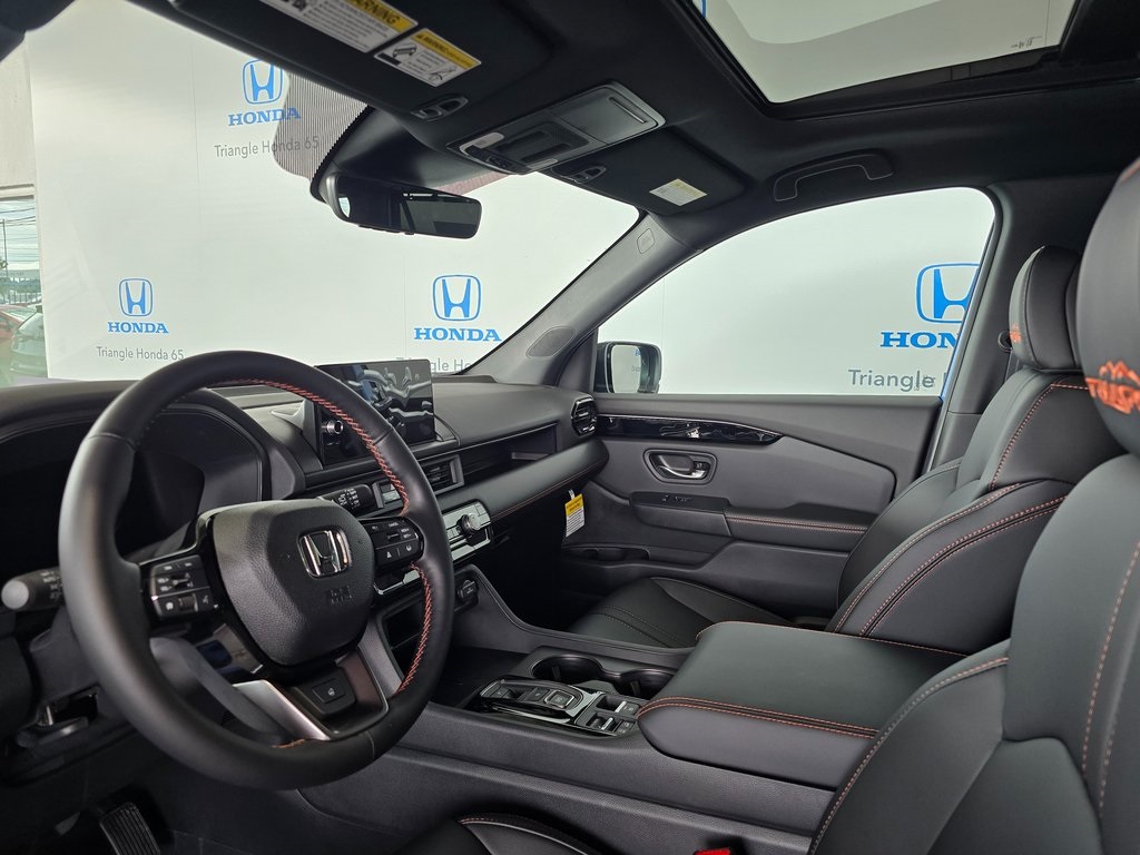 Thumbnail: 2025 Honda Pilot - 15