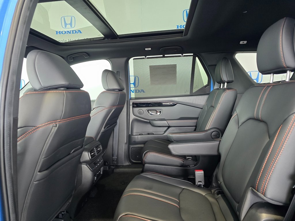 Thumbnail: 2025 Honda Pilot - 19