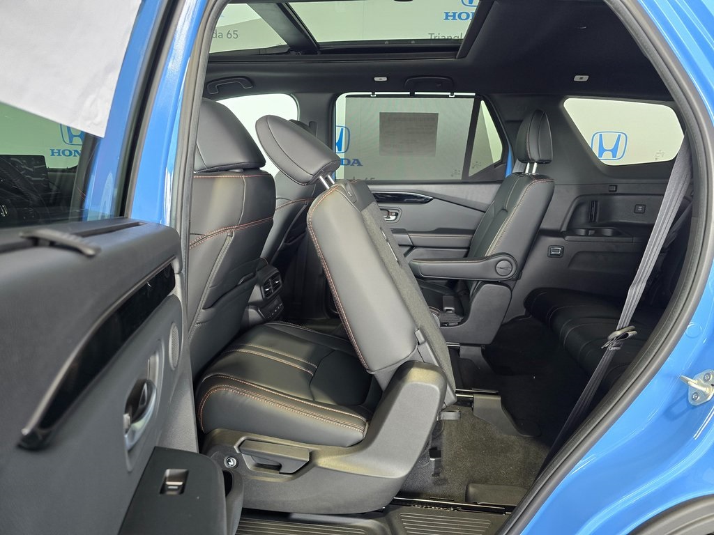 Thumbnail: 2025 Honda Pilot - 23