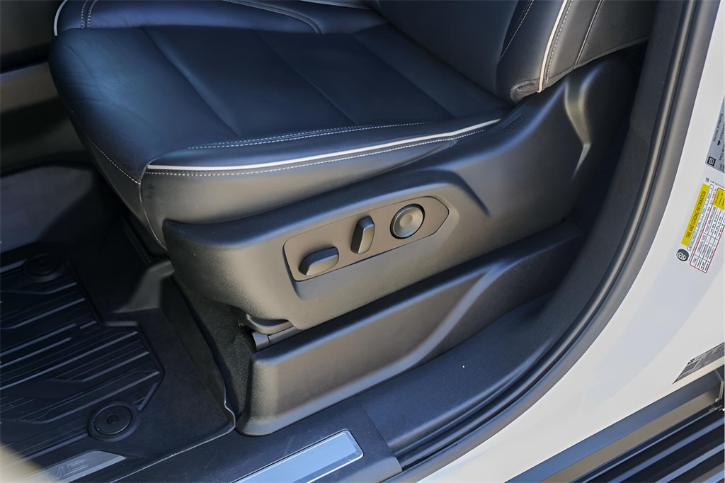 Used Car 2021 Gmc Yukon Xl  Slt For Sale Under $50,000 In Austin, Texas