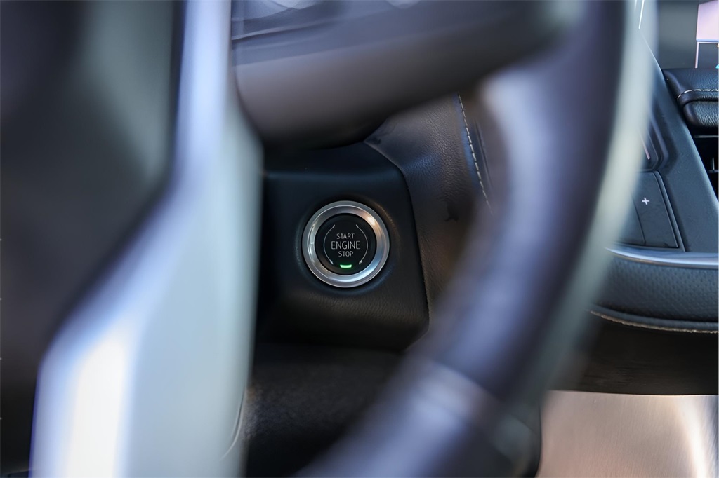 Used Car 2021 Gmc Yukon Xl  Slt For Sale Under $50,000 In Austin, Texas