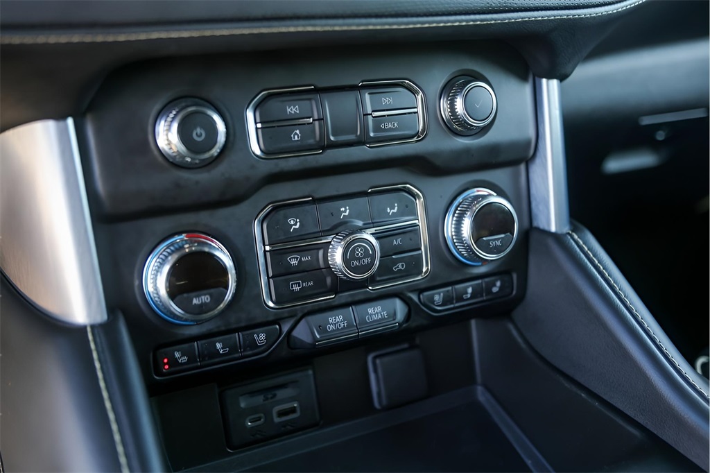 Used Car 2021 Gmc Yukon Xl  Slt For Sale Under $50,000 In Austin, Texas