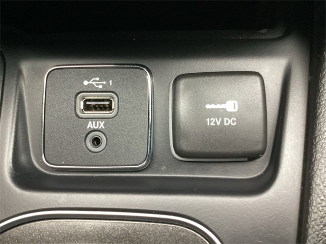 Used Car 2019 Jeep Cherokee  Trailhawk For Sale Under $20,000 In San Antonio, Texas