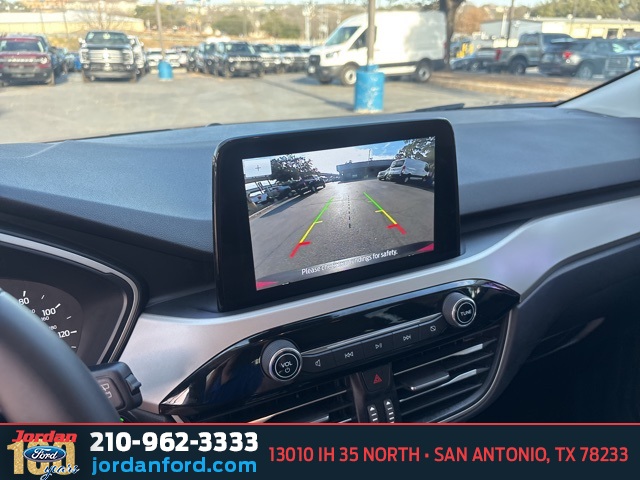 Used Car 2022 Ford Escape  Se For Sale Under $20,000 In San Antonio, Texas