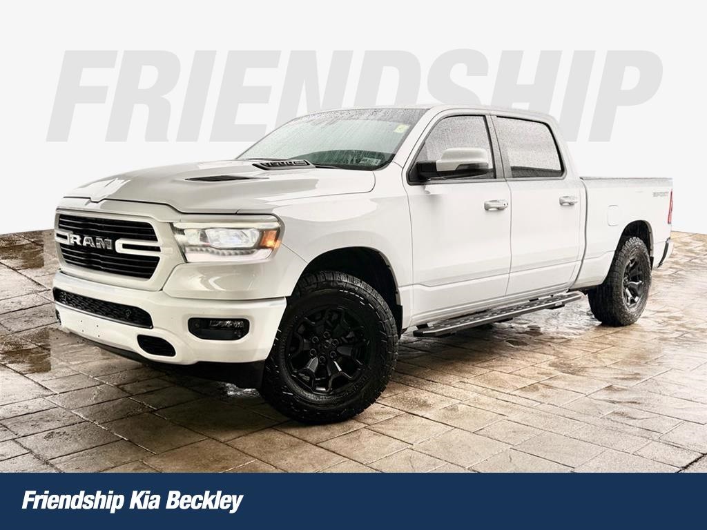 2023 RAM 1500 Laramie Crew Cab 4WD