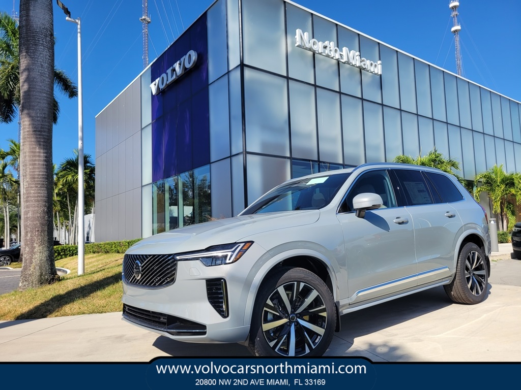 2026 Volvo XC90 B6 Core