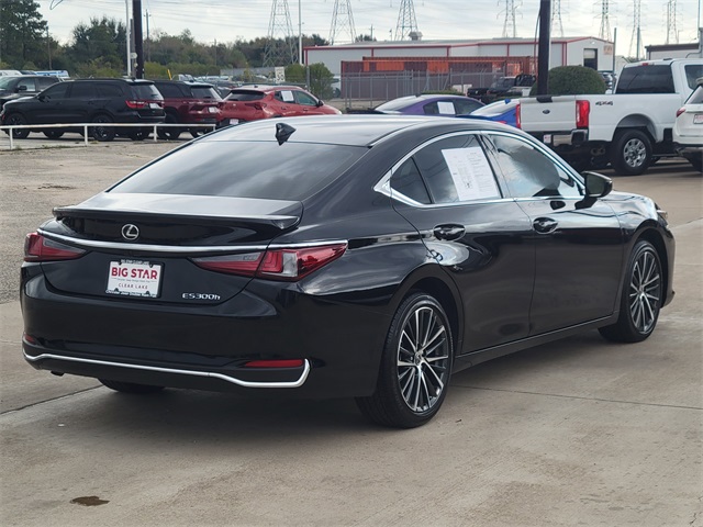 2025 Lexus ES 300h - 3