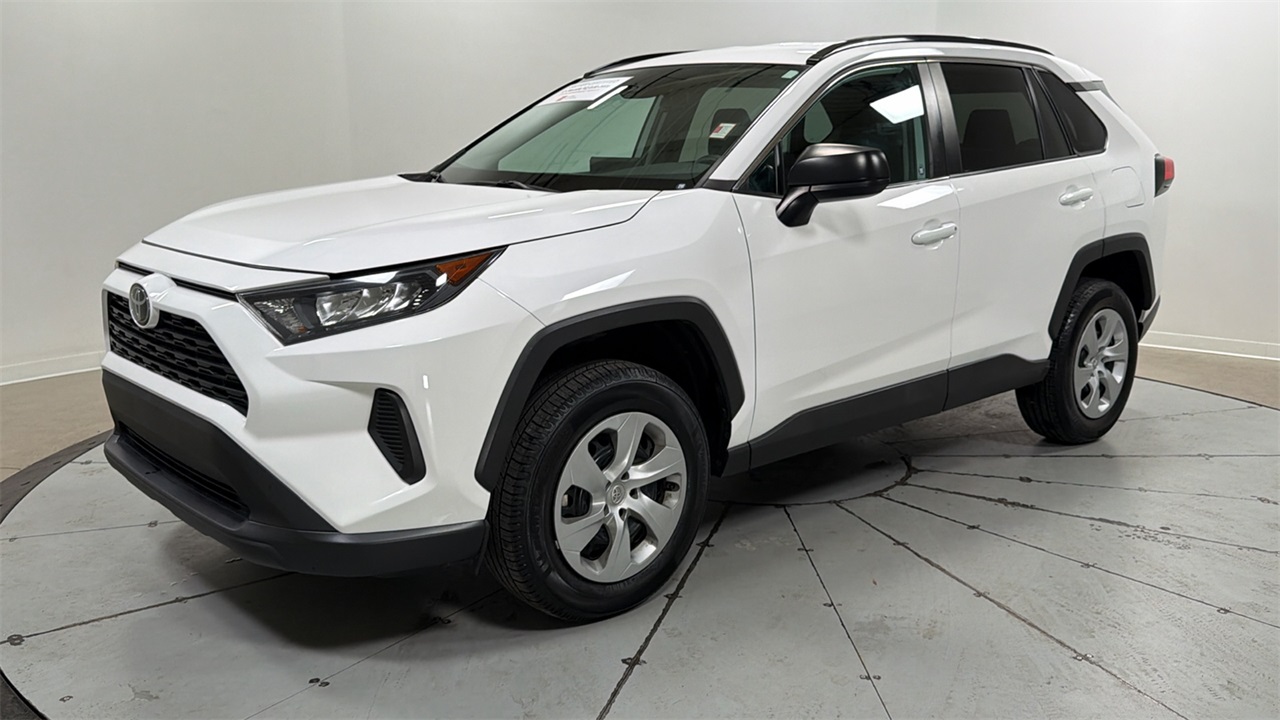 2020 Toyota RAV4 LE FWD