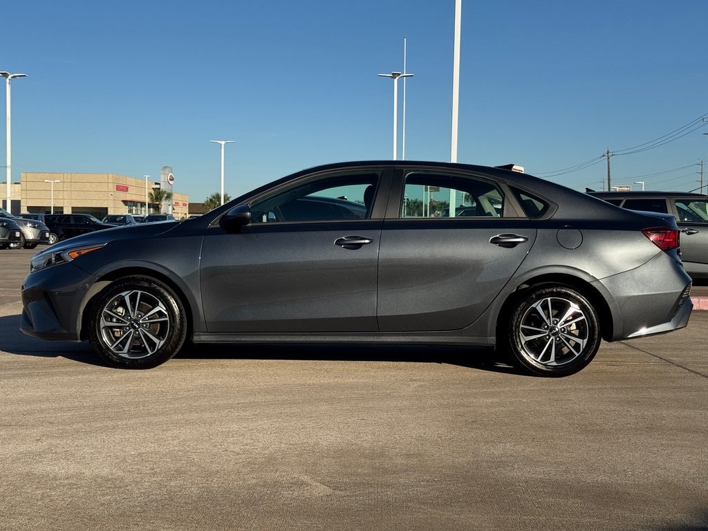 2024 Kia Forte LXS - 10