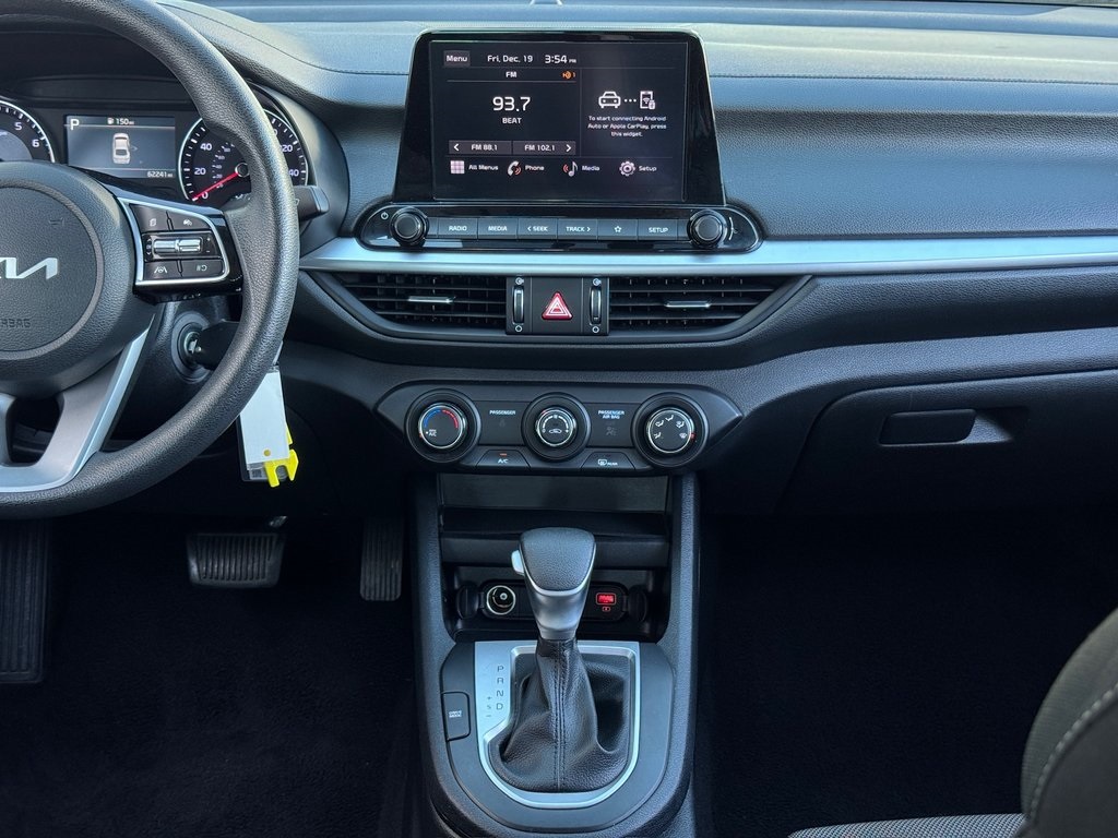 2024 Kia Forte LXS - 4