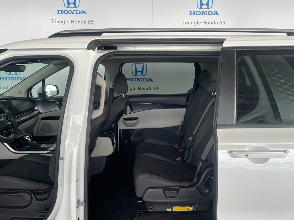 Thumbnail: 2024 Kia Carnival - 14