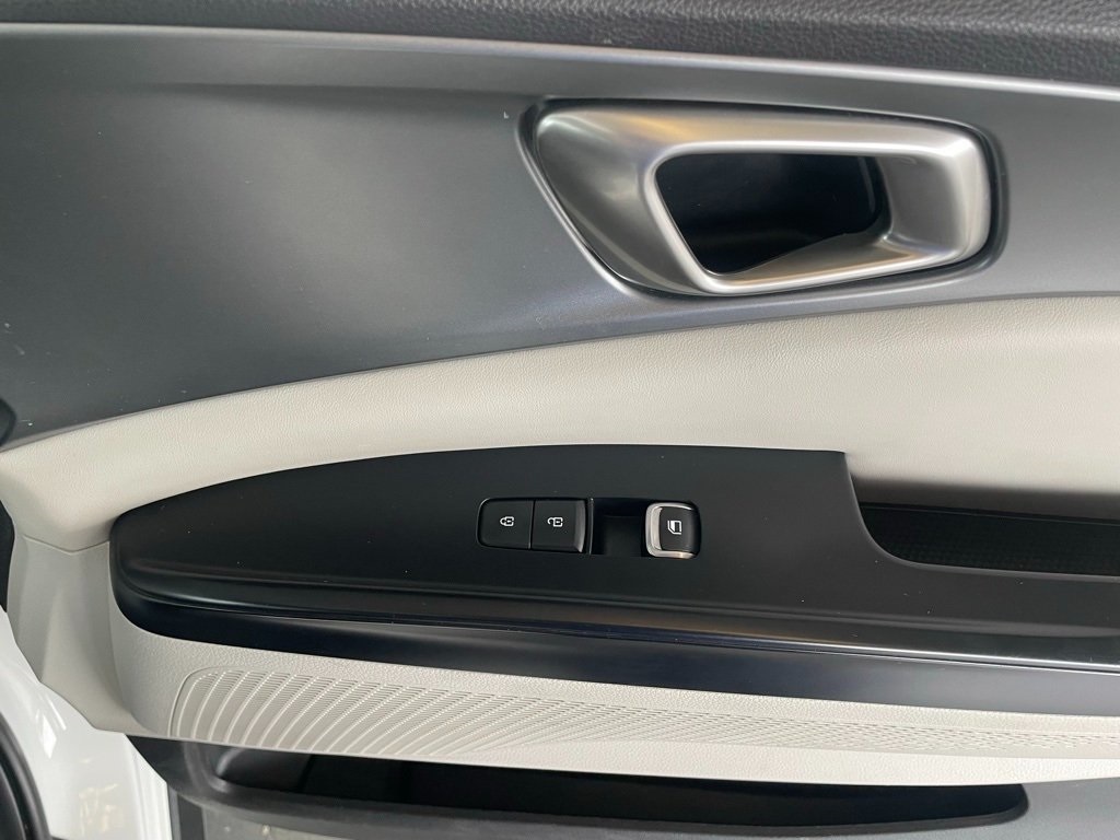 Thumbnail: 2024 Kia Carnival - 30