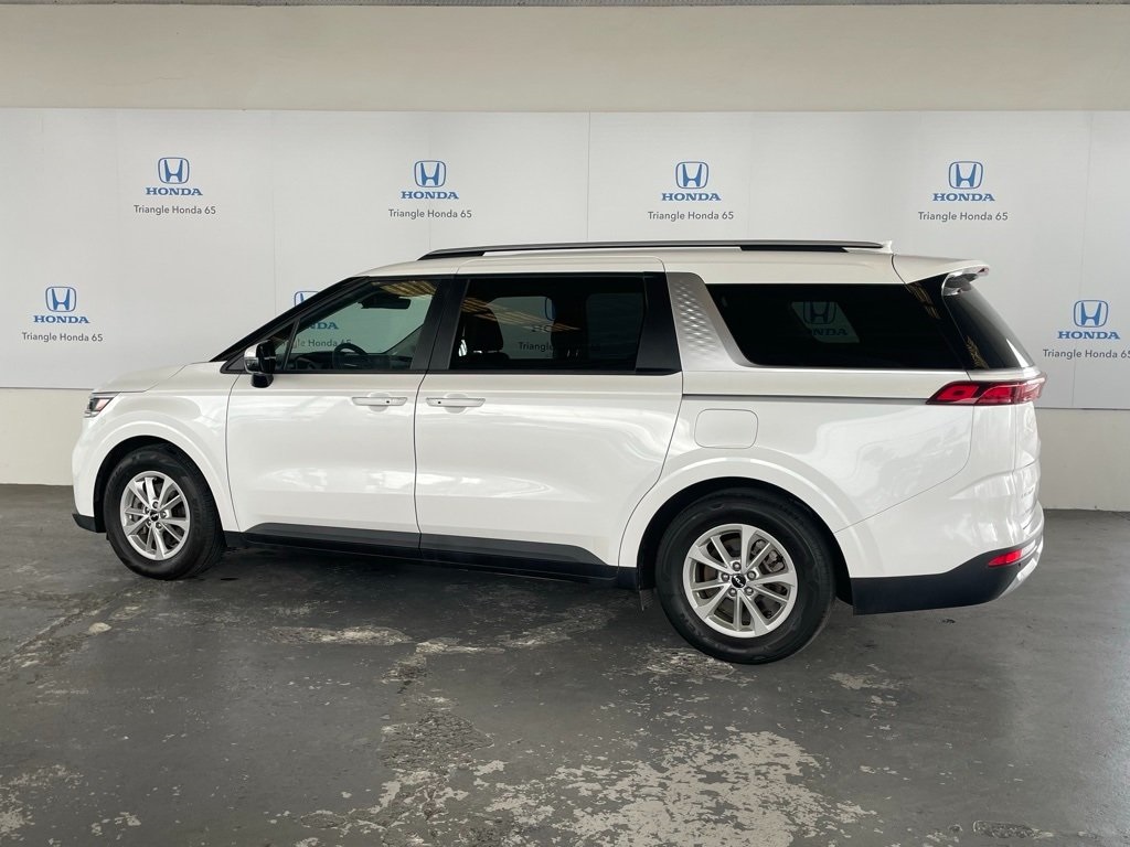 Thumbnail: 2024 Kia Carnival - 4