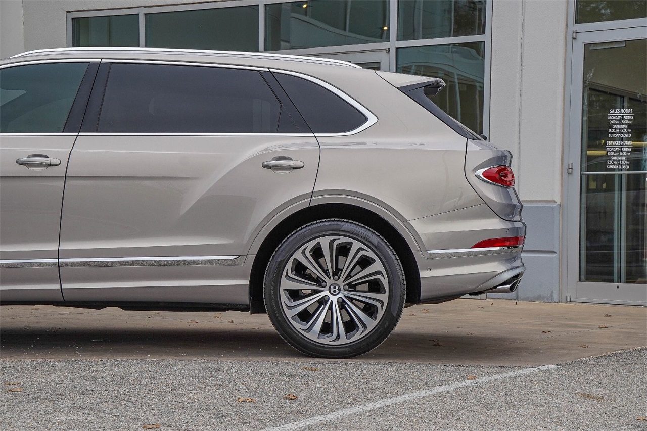 Used Car 2024 Bentley Bentayga Ewb  Azure For Sale Under $200,000 In Austin, Texas