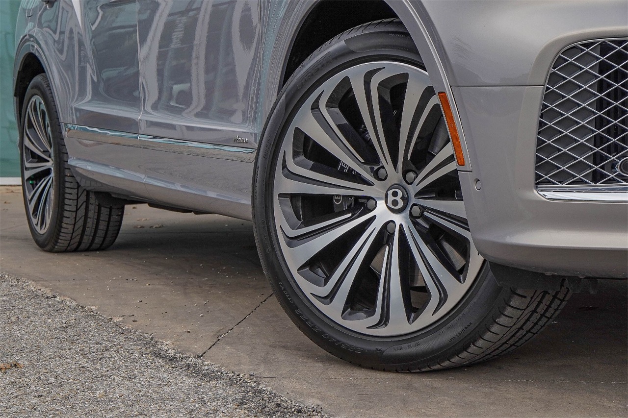 Used Car 2024 Bentley Bentayga Ewb  Azure For Sale Under $200,000 In Austin, Texas