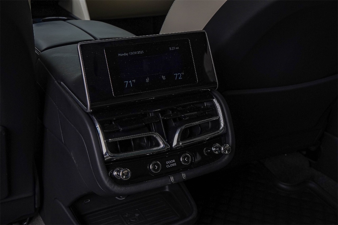 Used Car 2024 Bentley Bentayga Ewb  Azure For Sale Under $200,000 In Austin, Texas