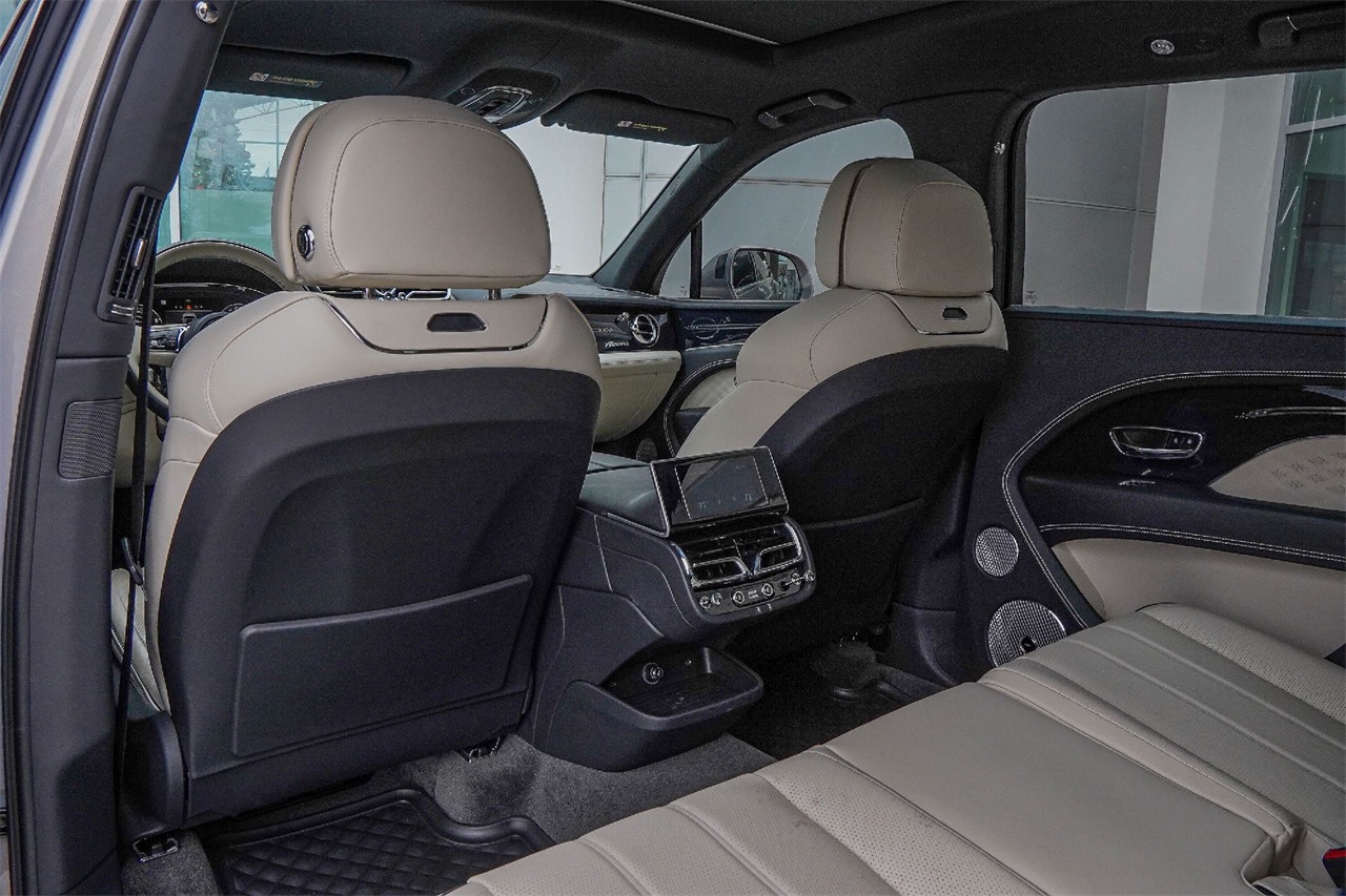 Used Car 2024 Bentley Bentayga Ewb  Azure For Sale Under $200,000 In Austin, Texas