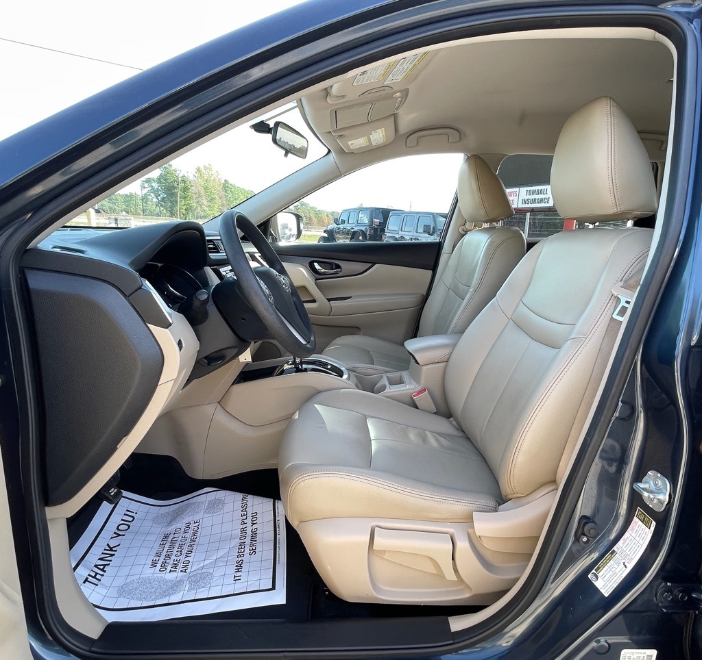 2016 Nissan Rogue S Blue at Autostrade