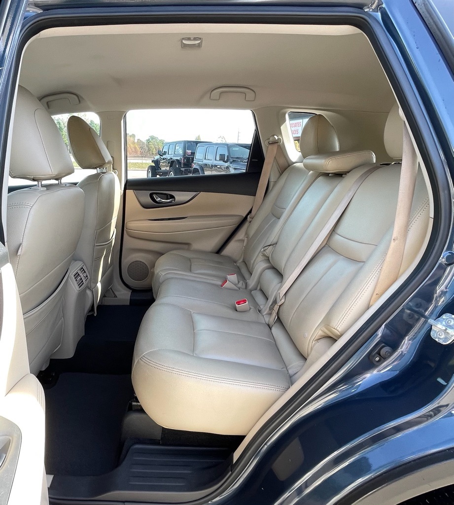 2016 Nissan Rogue S Blue at Autostrade