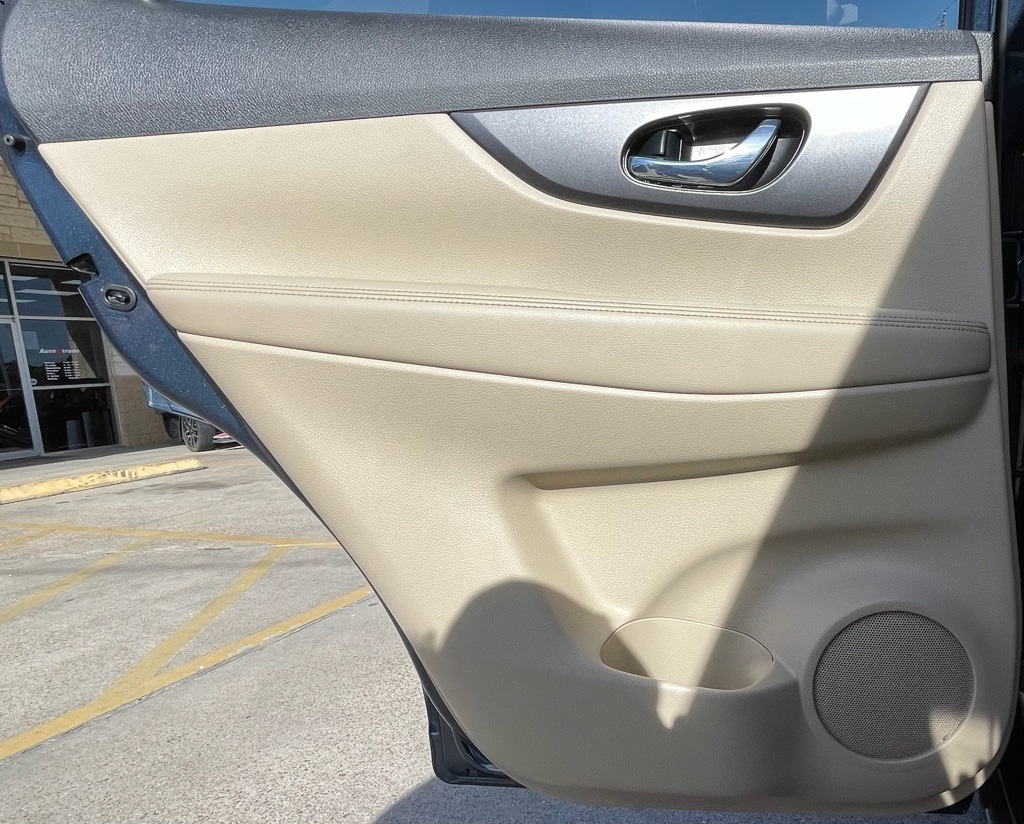 2016 Nissan Rogue S Blue at Autostrade