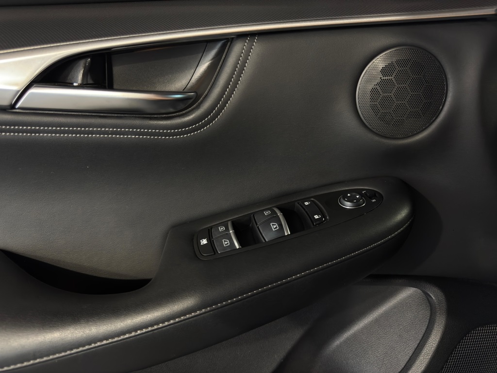 Thumbnail: 2022 INFINITI QX55 - 13