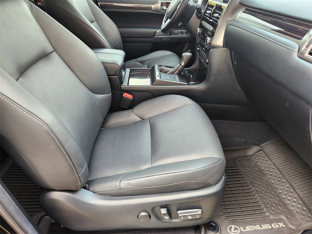 2023 Lexus GX 460 Luxury Black at South Houston Nissan
