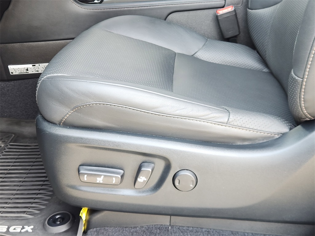 2023 Lexus GX 460 Luxury Black at South Houston Nissan