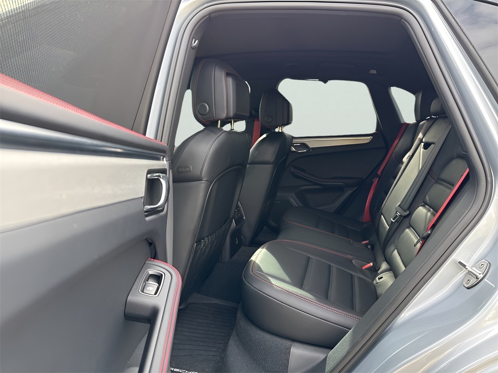 2024 Porsche Macan