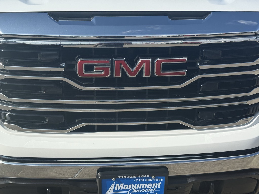 2024 GMC Sierra 1500 SLT - 3