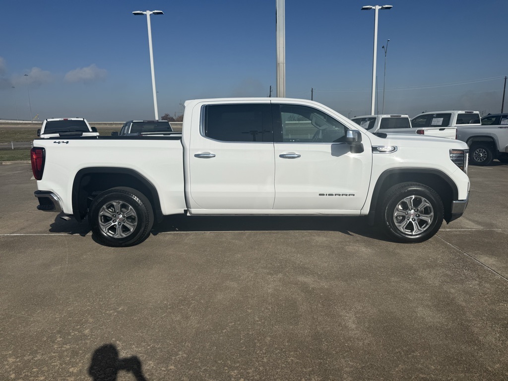 2024 GMC Sierra 1500 SLT - 7