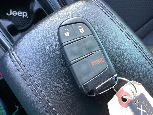 Used Car 2024 Jeep Compass  Latitude For Sale Under $25,000 In San Antonio, Texas